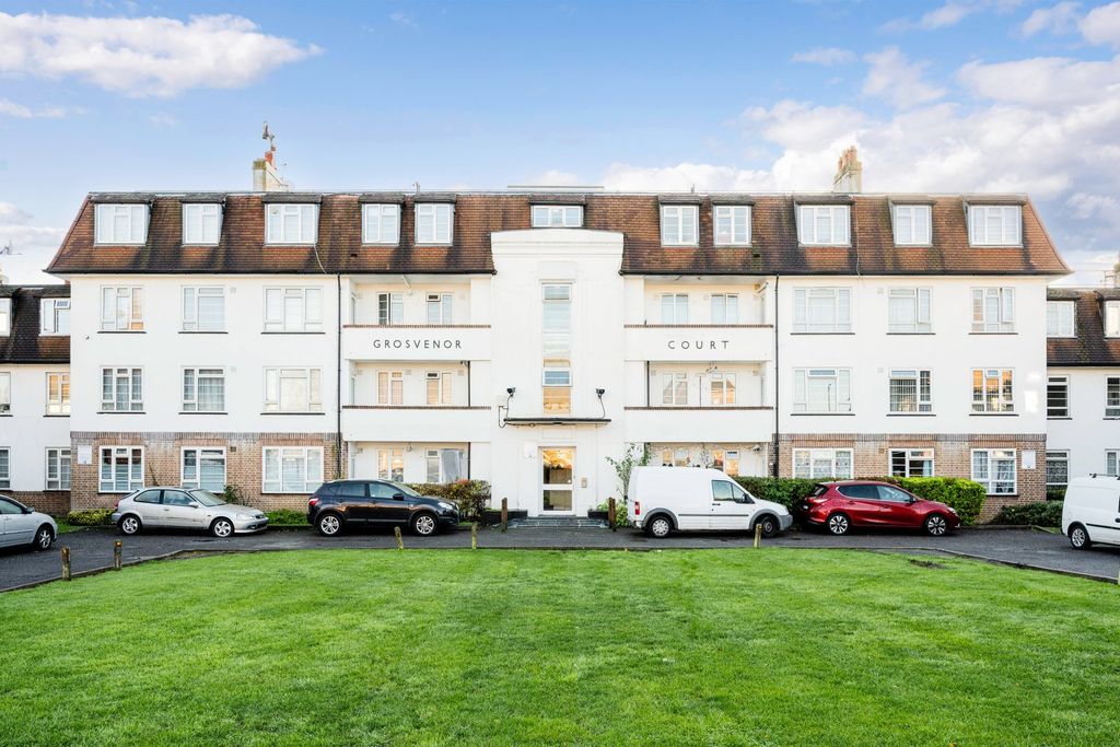Property photo 1 of 17 2