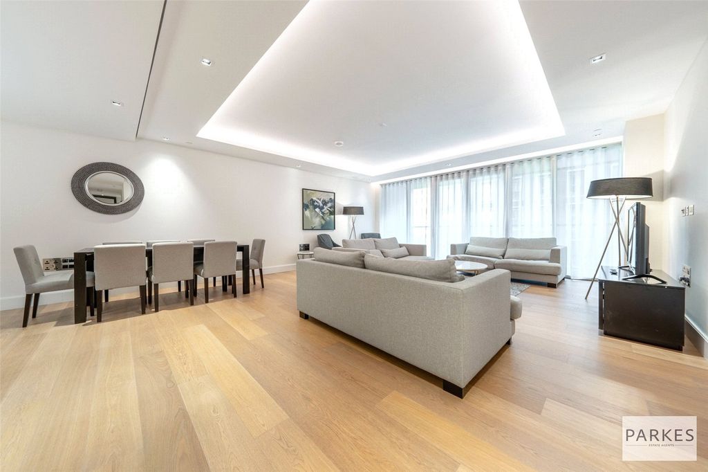 Property photo 2 of 21 Picture No. 08