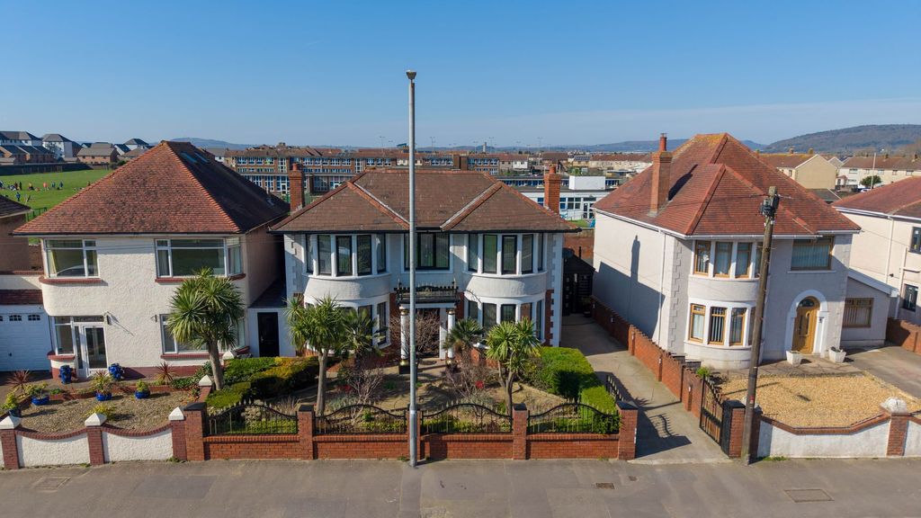 Property photo 1 of 39