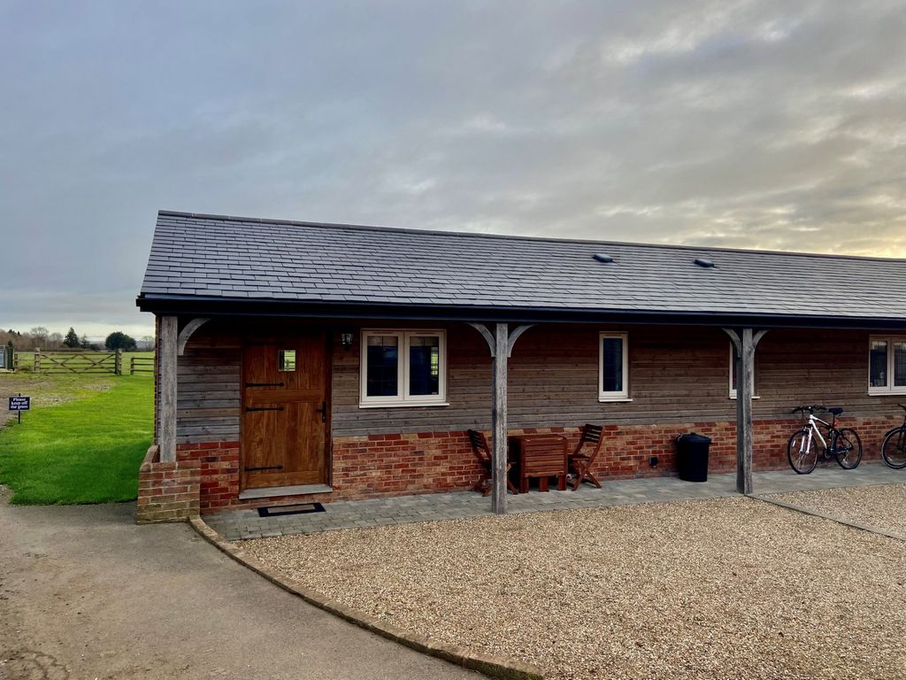 Property photo 1 of 6 Main