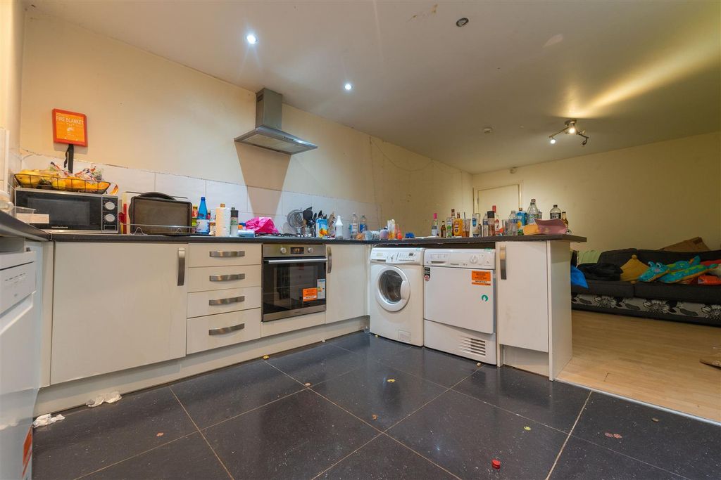 Property photo 3 of 12 Fas05353.Jpg