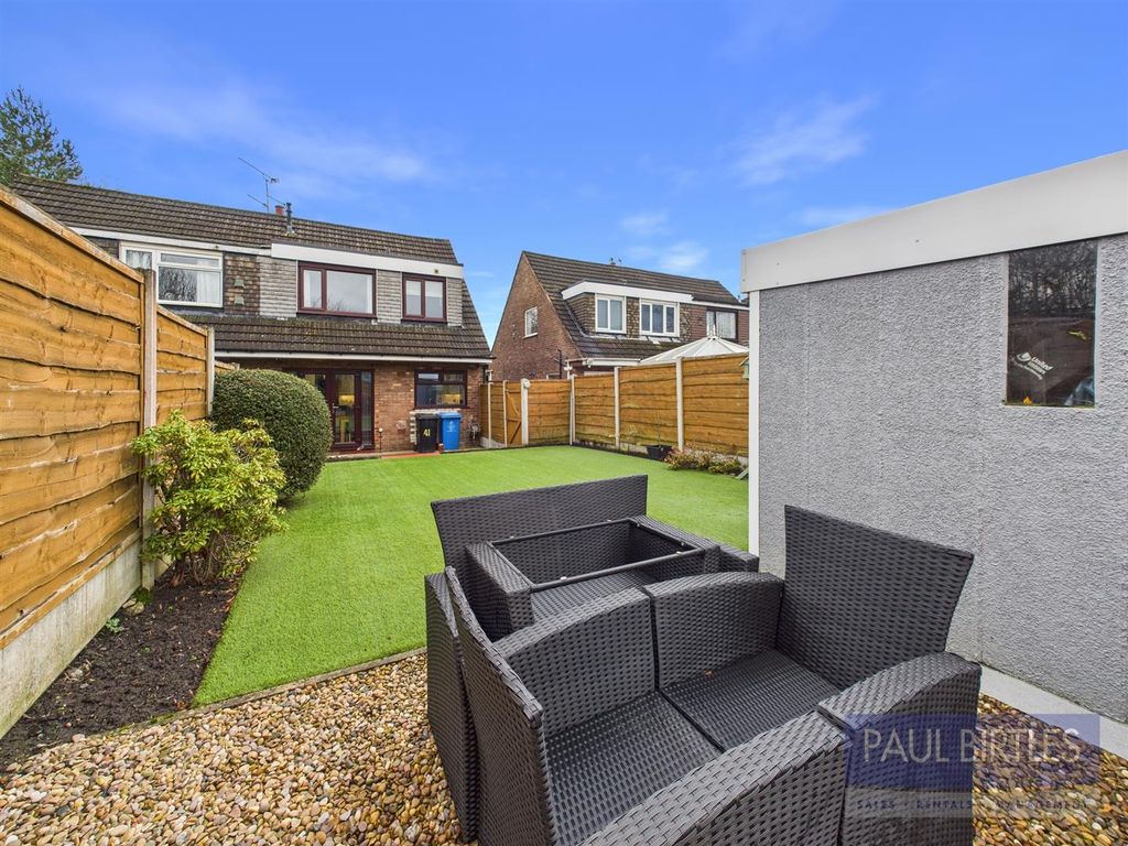 Property photo 2 of 21 Cam04378G0-Pr0271-Still022.Jpg