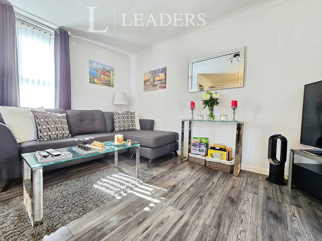Property photo 2 of 17 Pbox-Img.Jpg