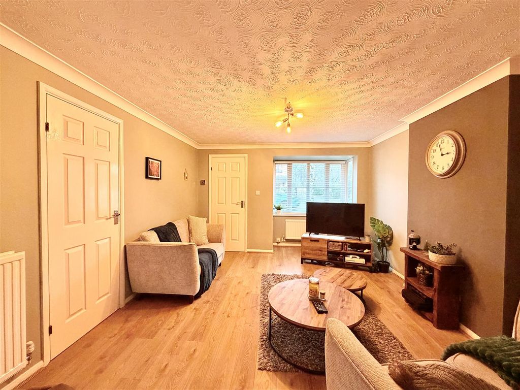 Property photo 3 of 20 3