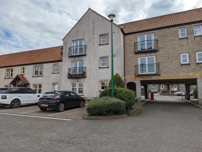 Property photo 2 of 18 Building Rear