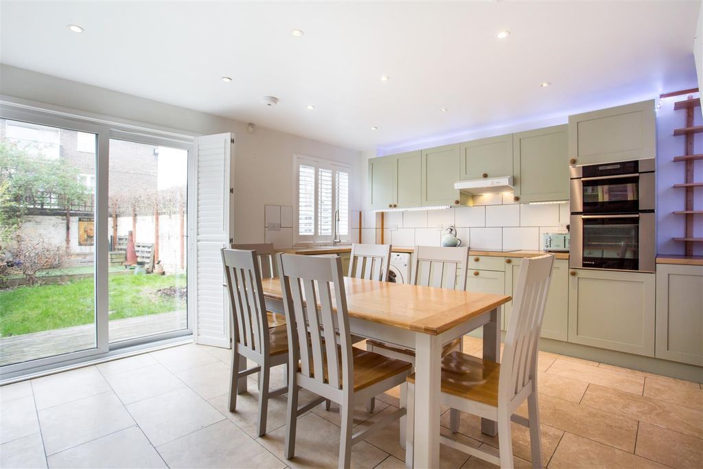 Property photo 2 of 12 Kitchen-Diner