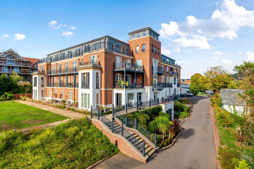 Property photo 1 of 26 1-6Ab4F67993c4F-1...