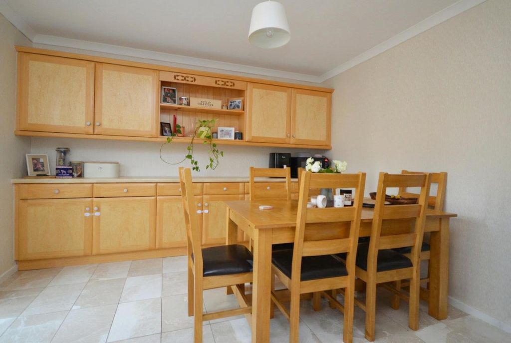 Property photo 3 of 17 Dining Room