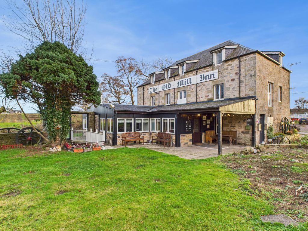 Property photo 1 of 32 Cam03185G0-Pr0126-Still007