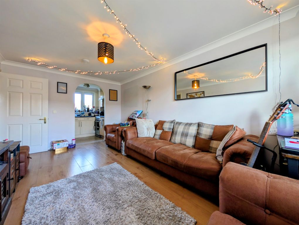 Property photo 3 of 11