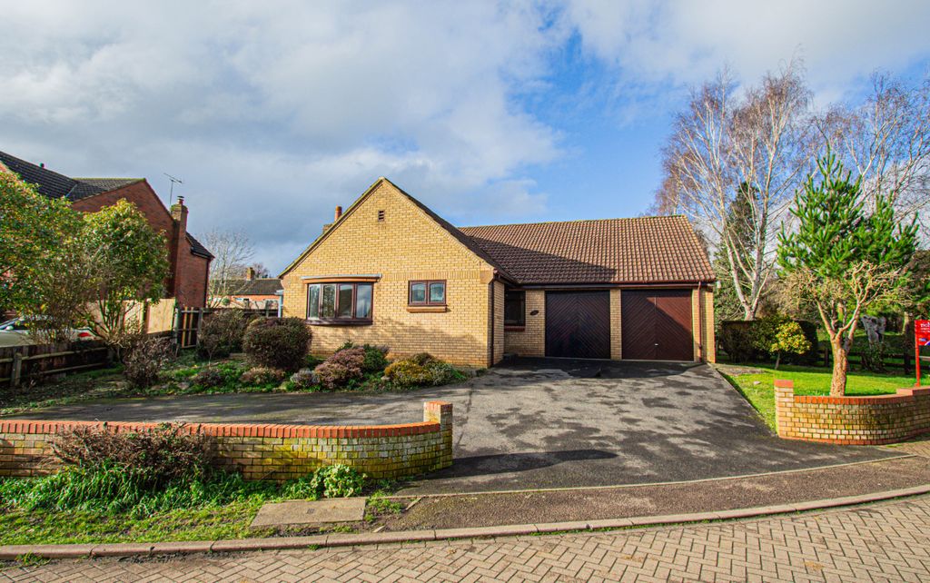 Property photo 1 of 15 Front