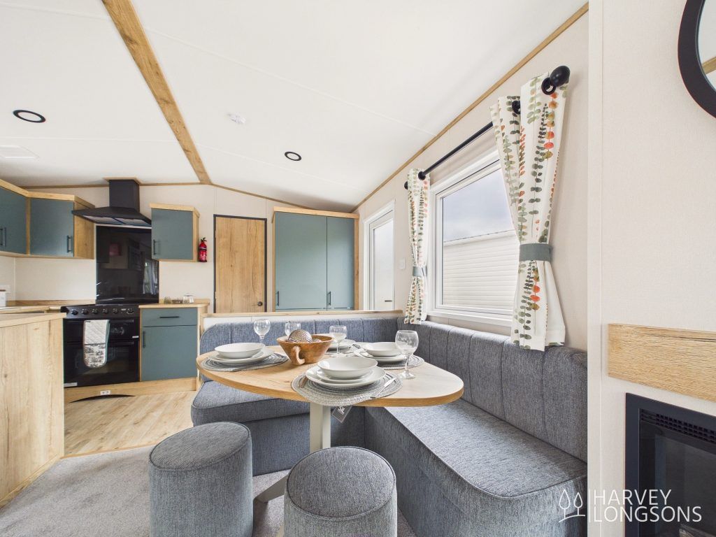 Property photo 1 of 16 Abi Keswick 2025 Malvern View Open Plan Dining Kitchen