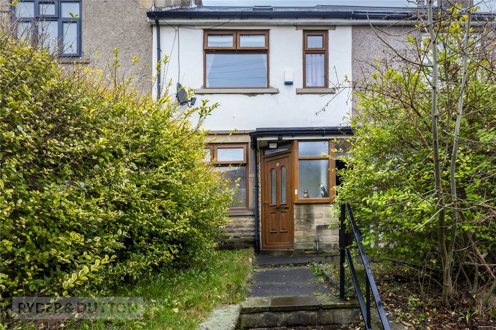 Property photo 1 of 19 Front