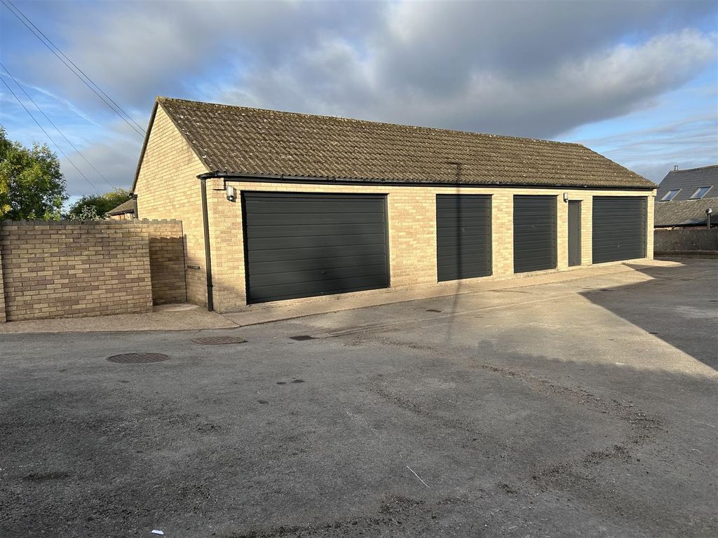 Property photo 1 of 17 Img_7041.Jpg