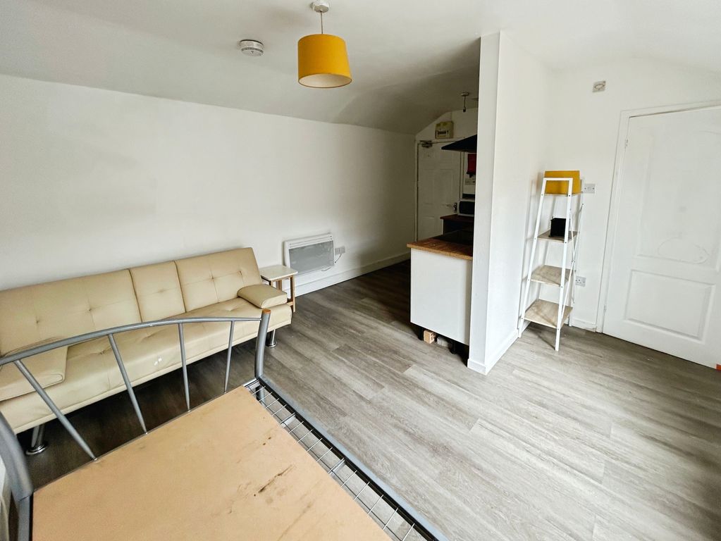 Property photo 3 of 4