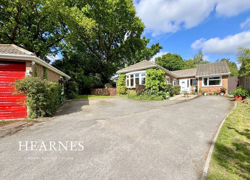 Property photo 1 of 26