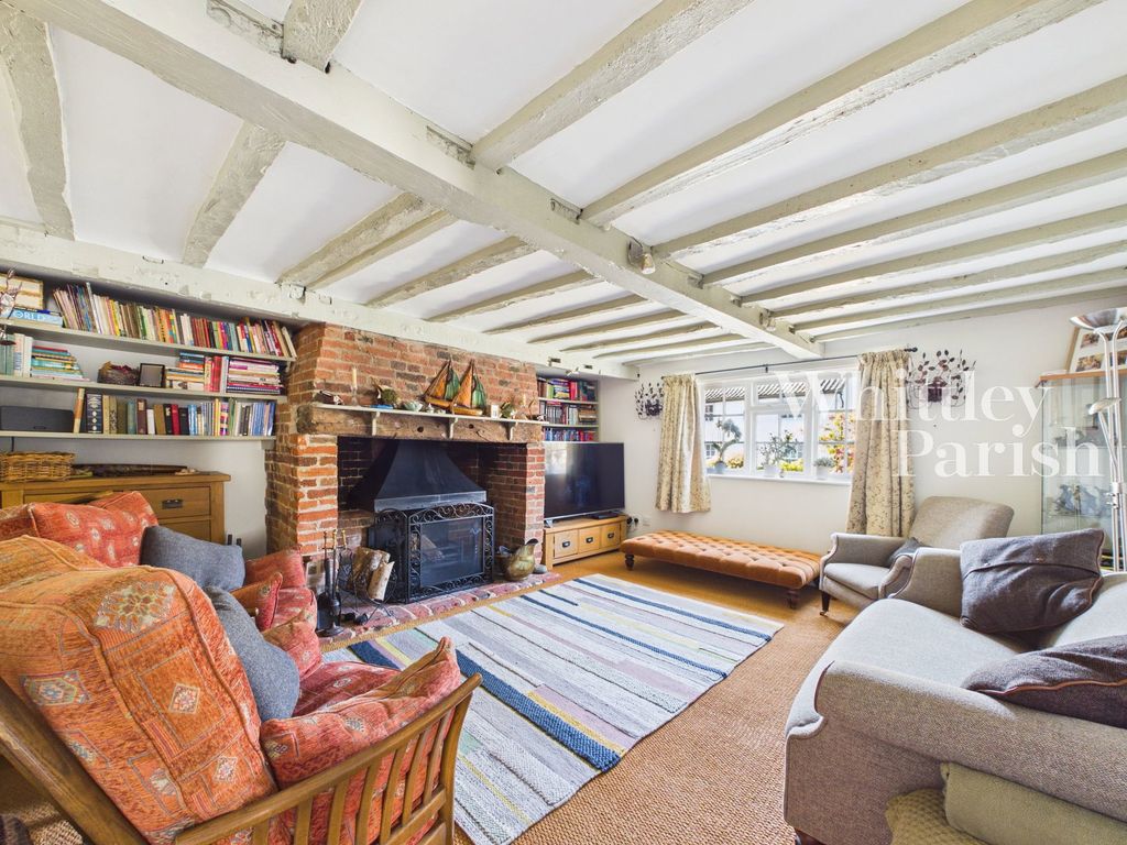 Property photo 3 of 32