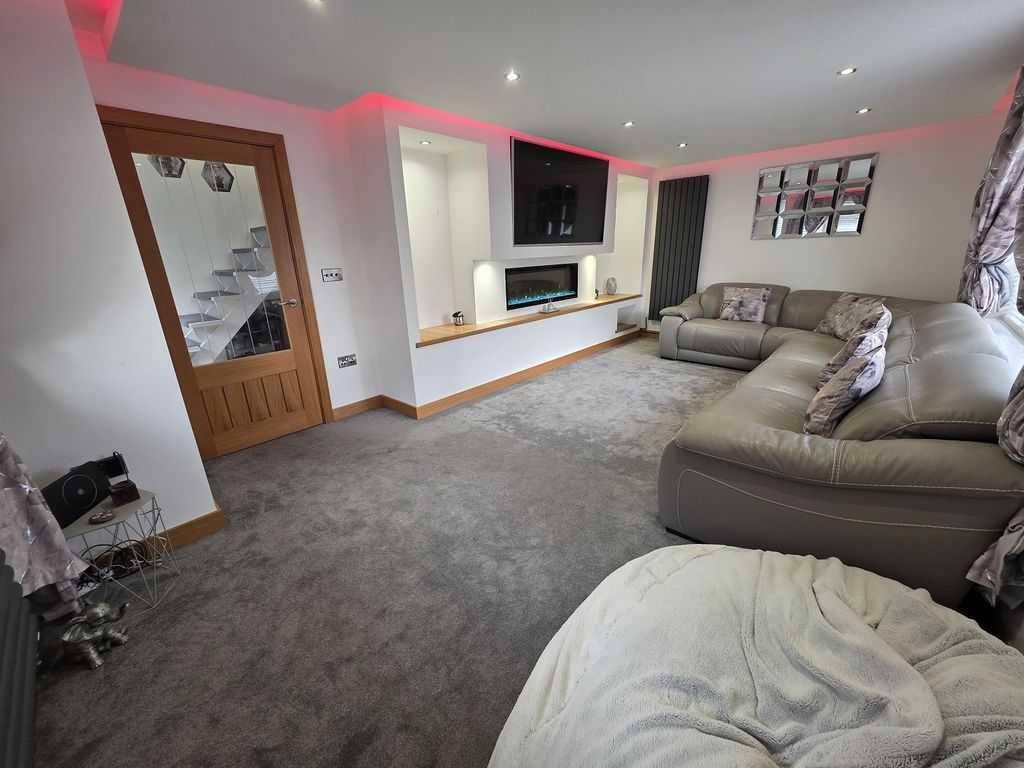 Property photo 3 of 22 Not Specified