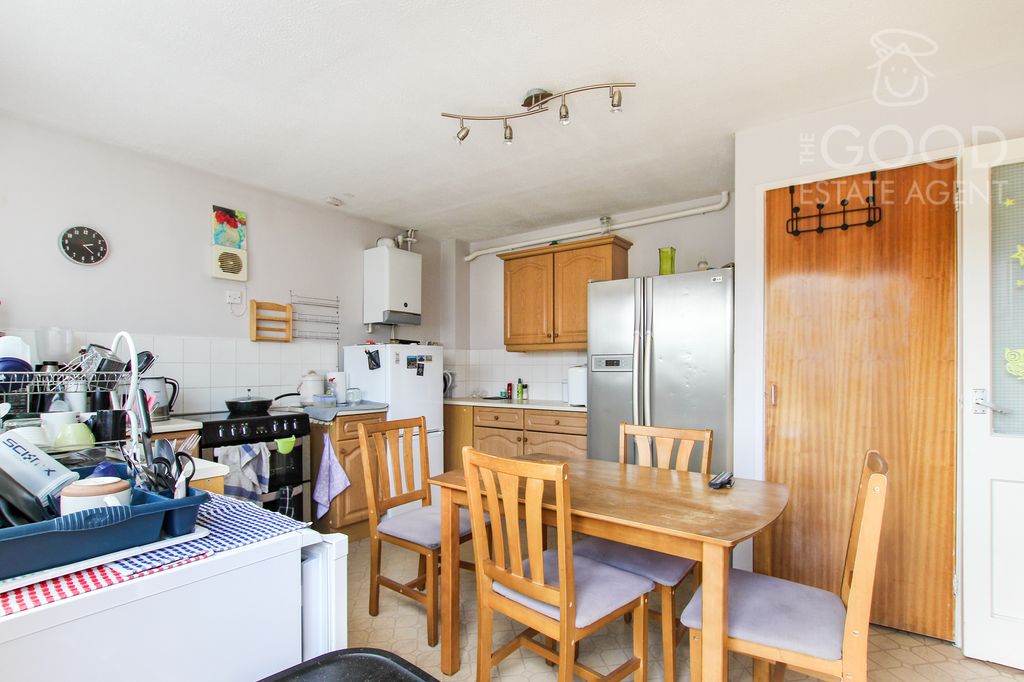 Property photo 3 of 13