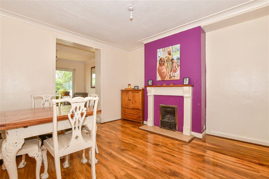 Property photo 3 of 17 Dining Area