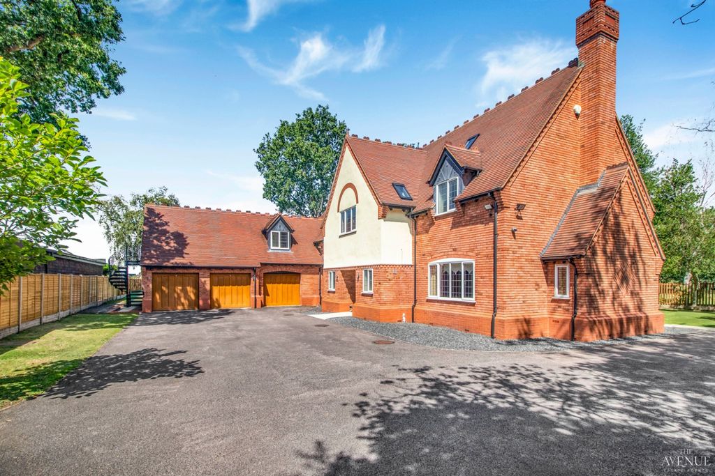 Property photo 1 of 30 4325650