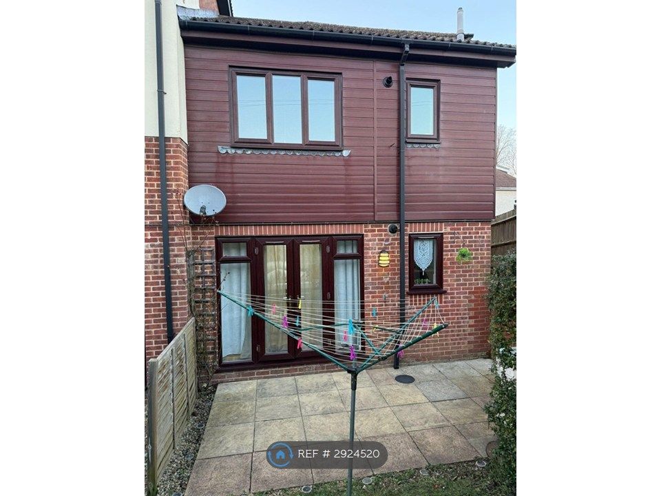 Property photo 3 of 13