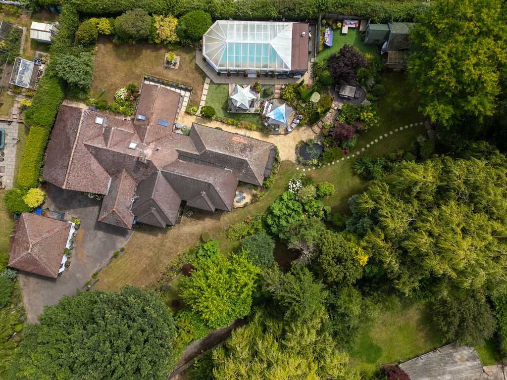 Property photo 1 of 26