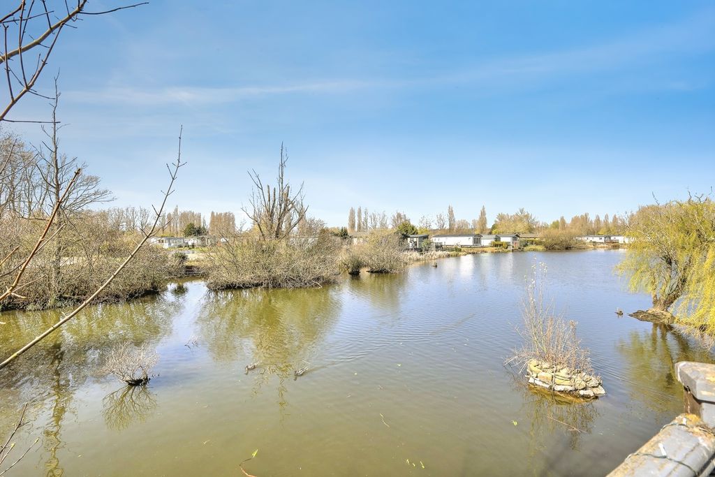 Property photo 2 of 20 Pbox-Img.Jpg