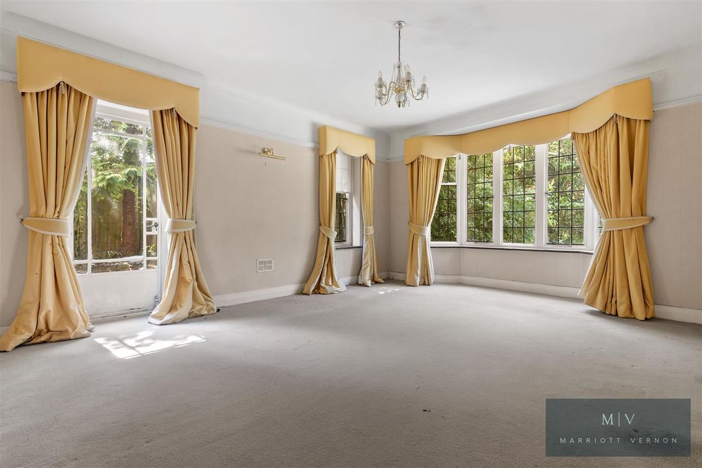 Property photo 2 of 24 Witherby Close 19 MV-1.Jpg