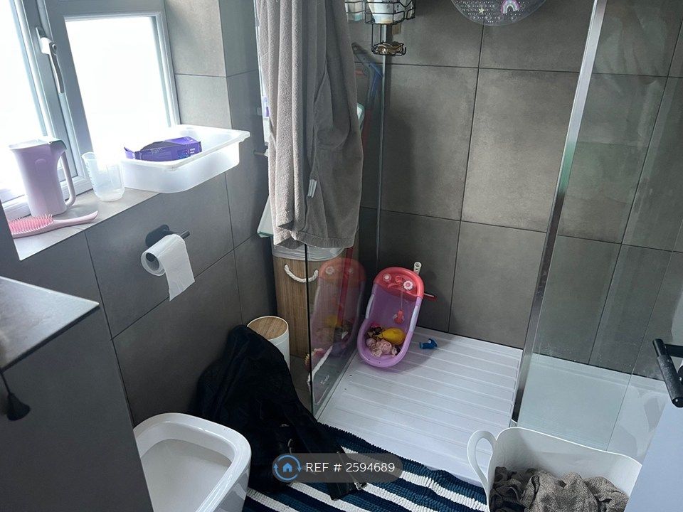 Property photo 3 of 4