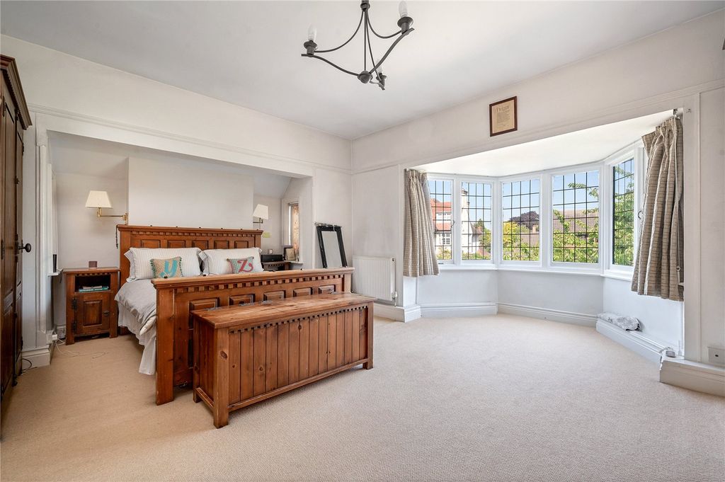 Additional image 13 of 6 bed detached house for saleToller Road, Stoneygate, Leicester LE2