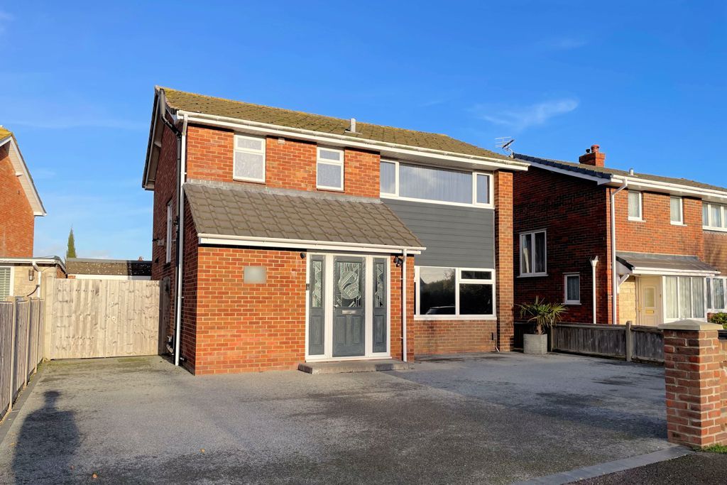 Property photo 1 of 21 Front