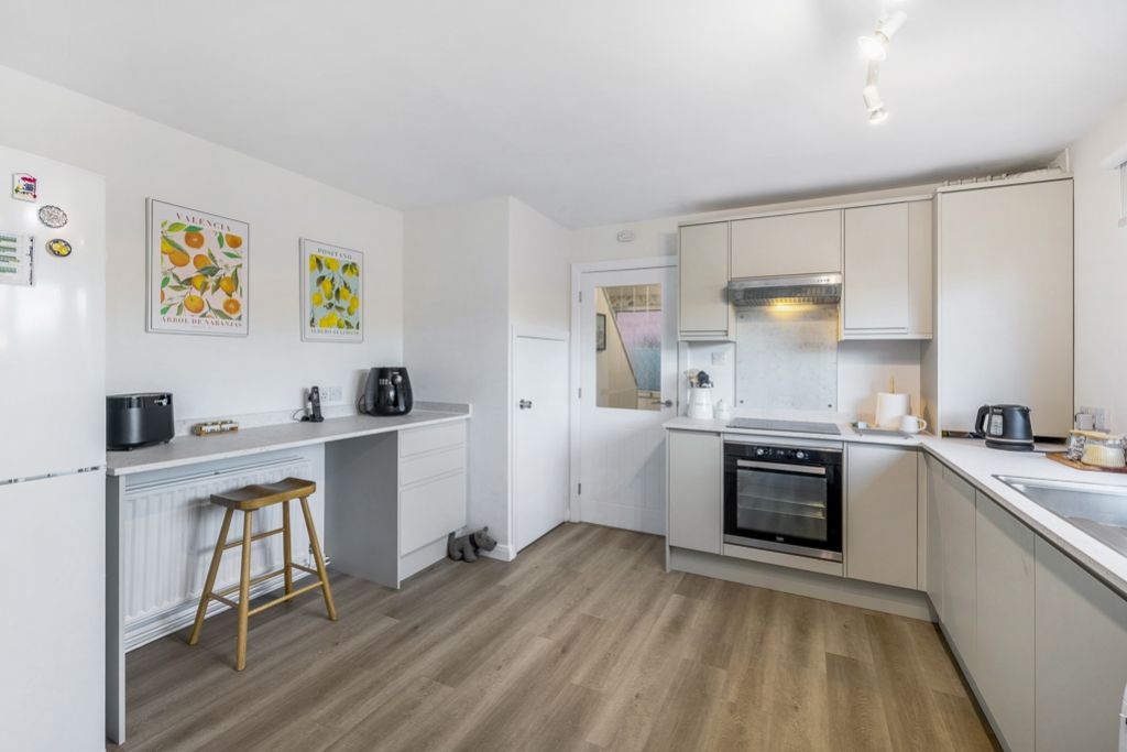 Property photo 3 of 24 26 Bain Road (Boston)-18