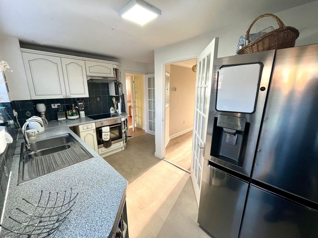 Property photo 3 of 14