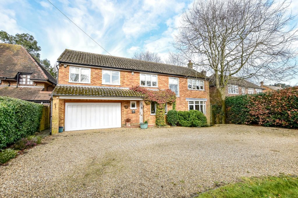 Property photo 1 of 33