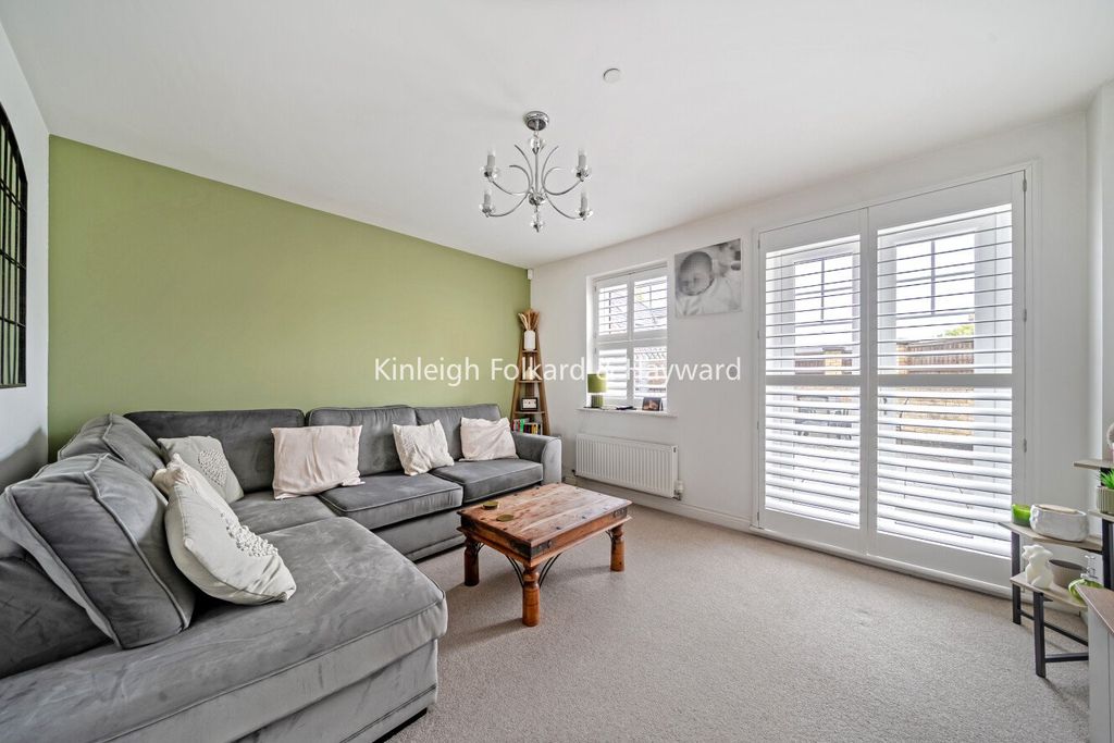 Property photo 1 of 21 Picture No. 01