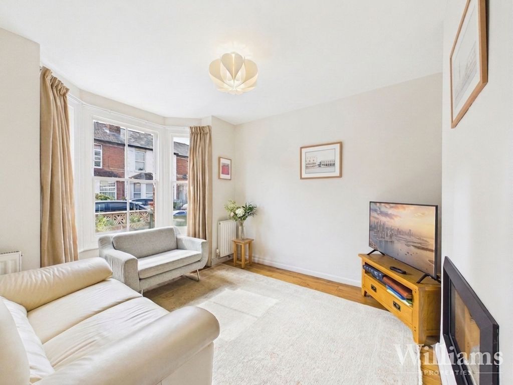 Property photo 2 of 16