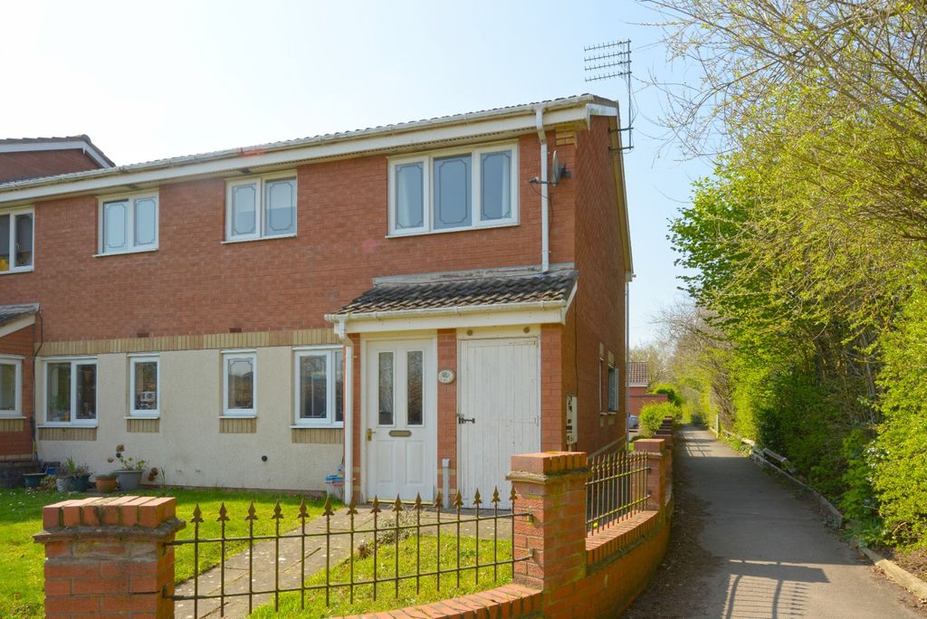 Property photo 1 of 11 4073672