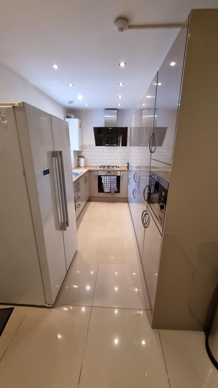 Property photo 2 of 12 Gallery