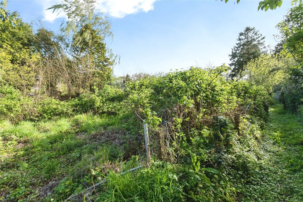 Property photo 3 of 8 Picture No. 05