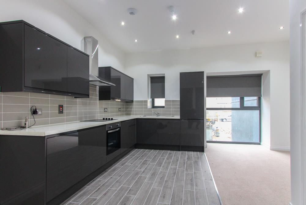 Property photo 3 of 12 23537Cs2.Jpg