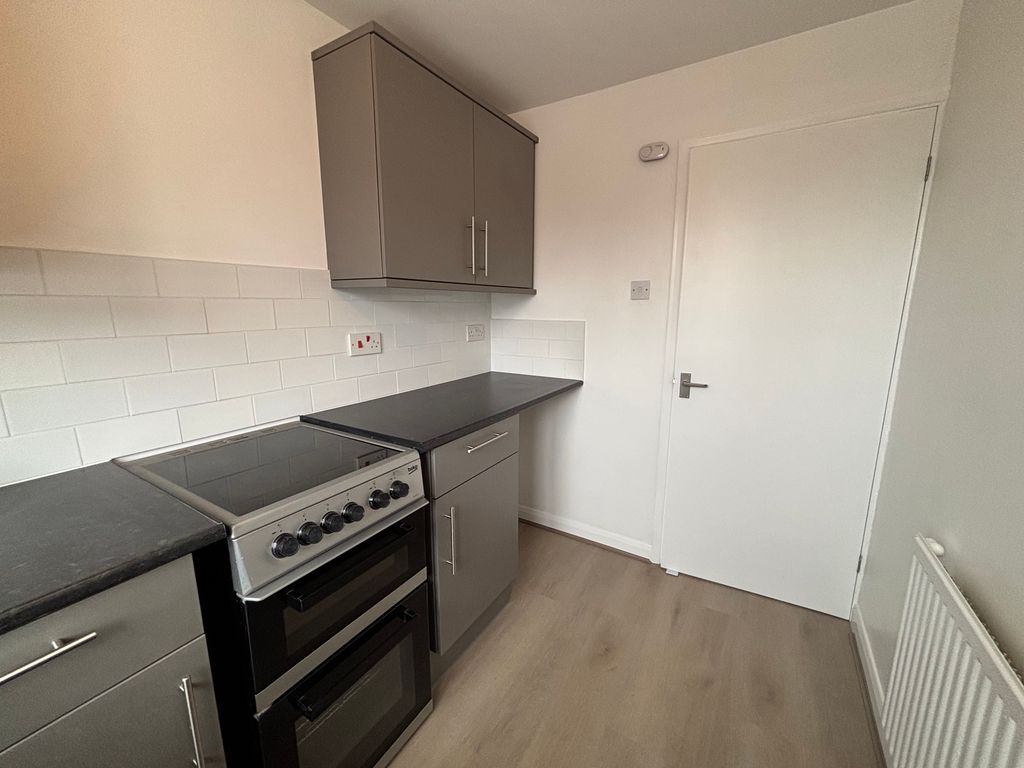 Property photo 3 of 13 Gallery