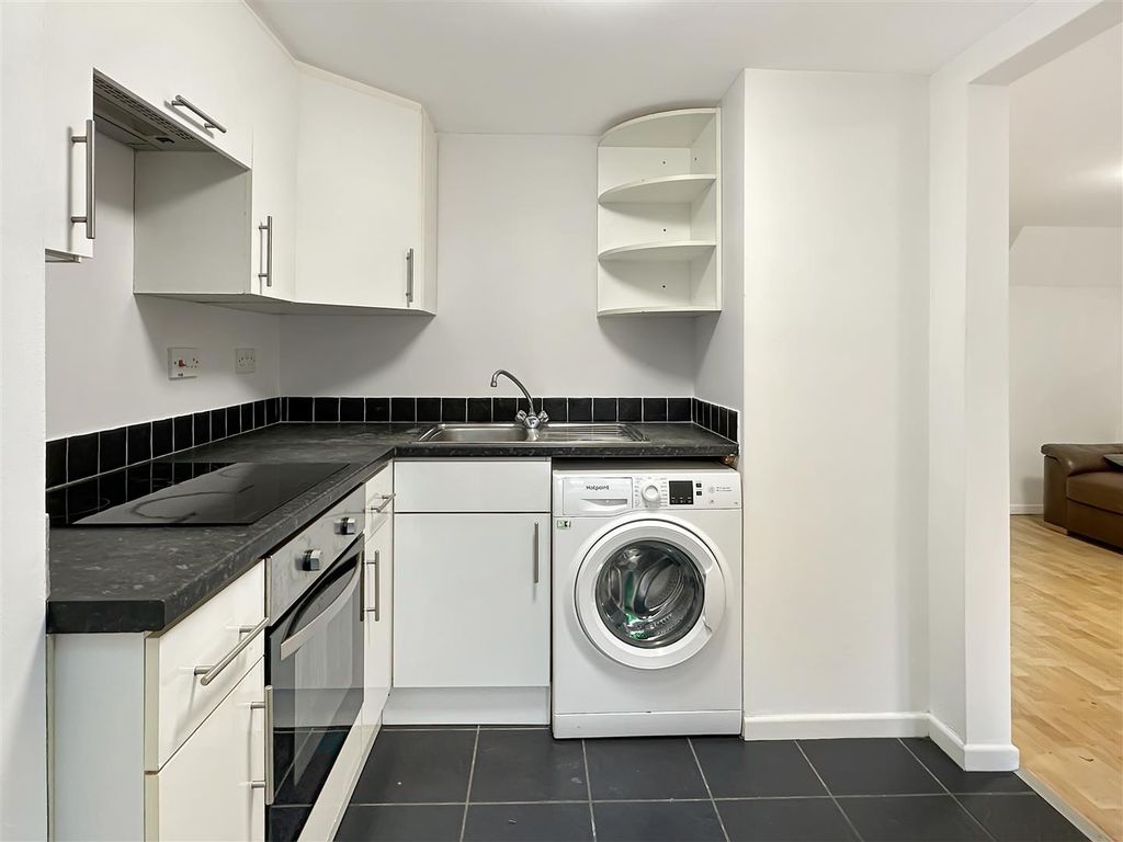 Property photo 2 of 15 Img (1).Jpg