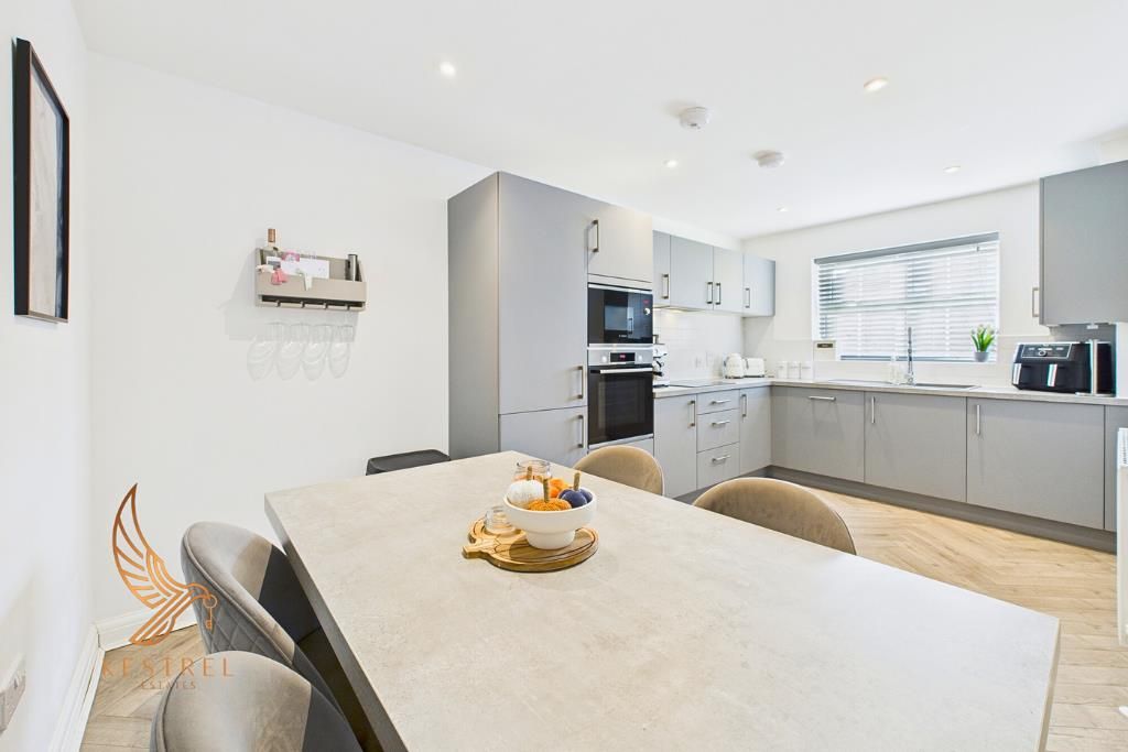 Property photo 2 of 29 8.Png