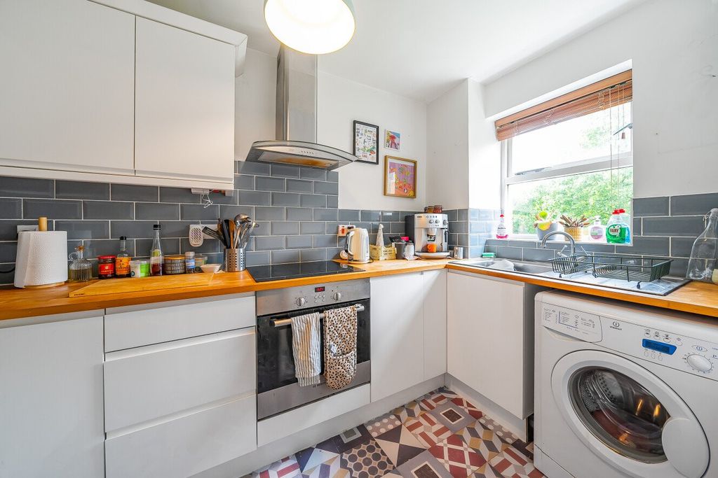 Property photo 1 of 6 Picture No. 06