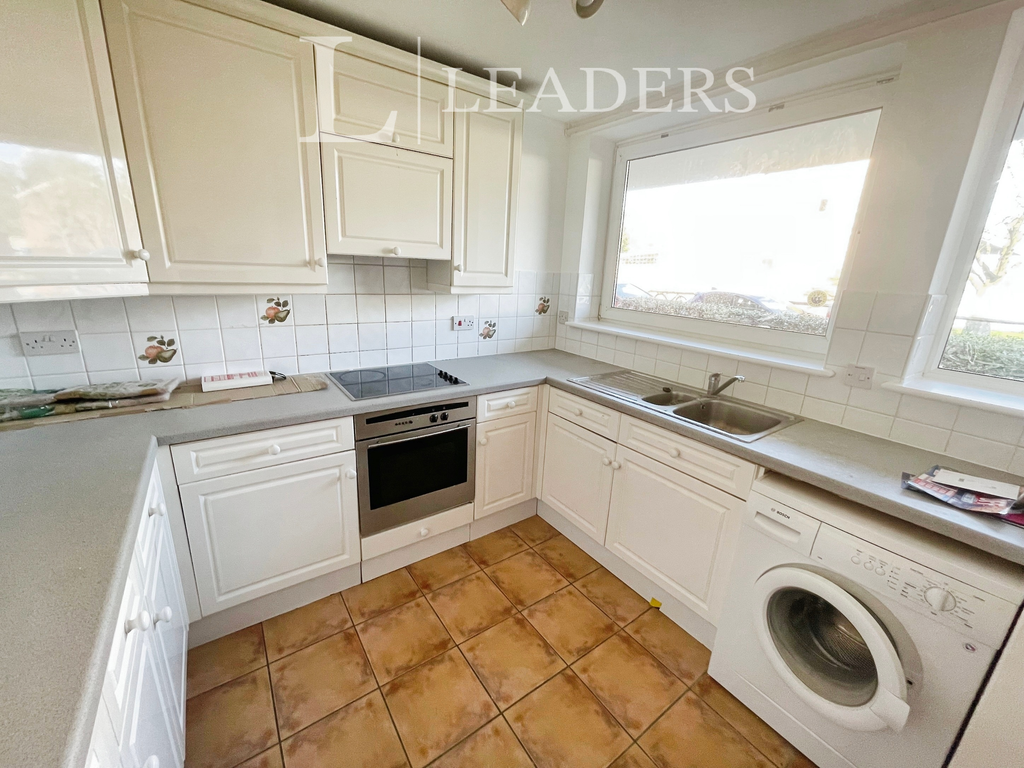 Property photo 3 of 11 Kitchen ..