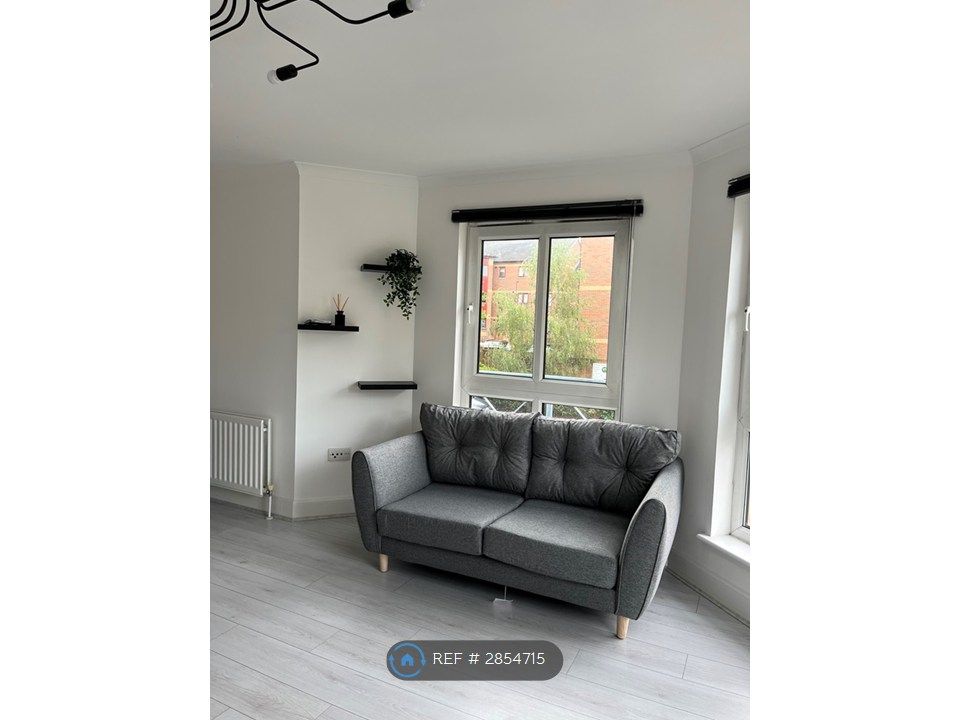 Property photo 3 of 16 Living Area