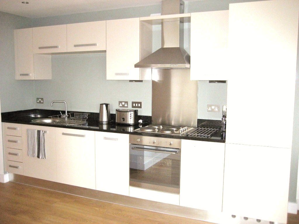 Property photo 3 of 6