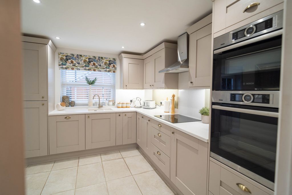 Property photo 3 of 20