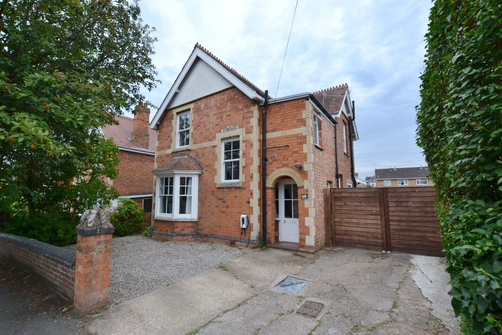 Property photo 1 of 23